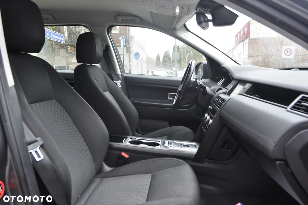 Land Rover Discovery Sport - 6