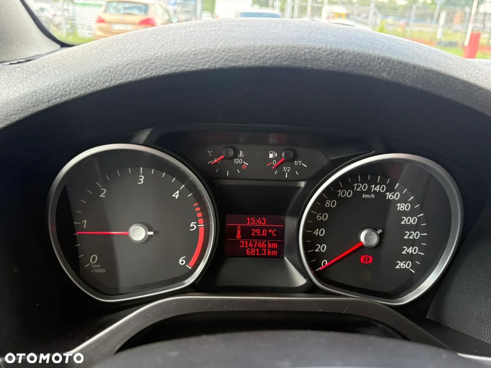 Ford S-Max 2.0 TDCi DPF Titanium - 13