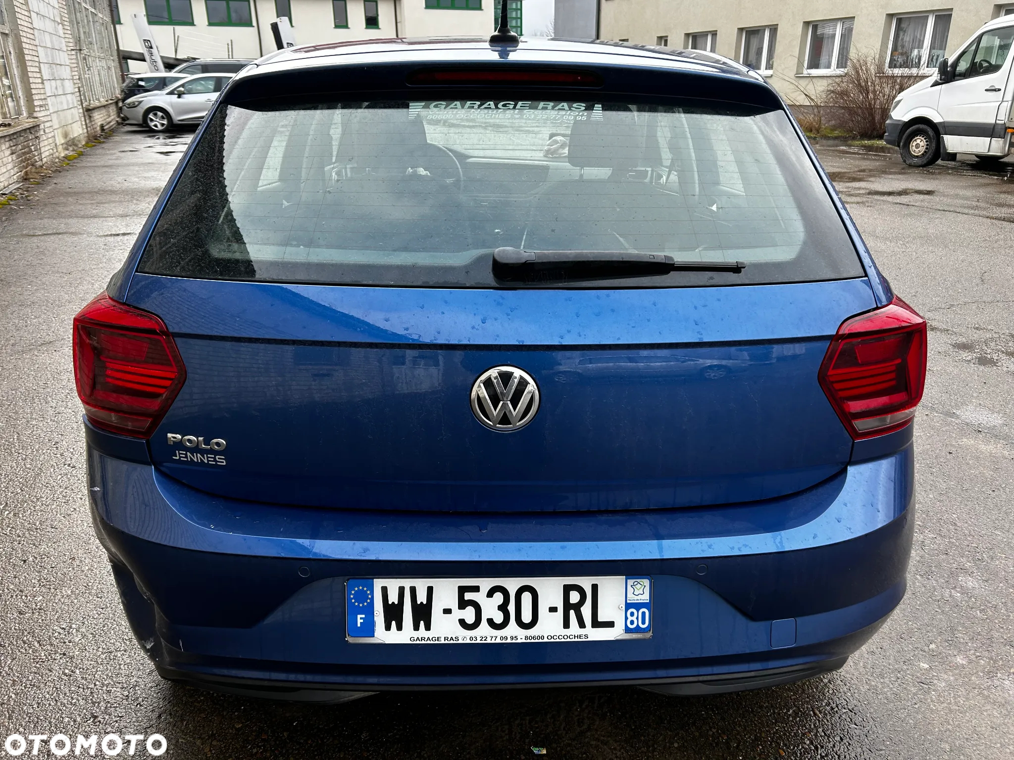 Volkswagen Polo - 2