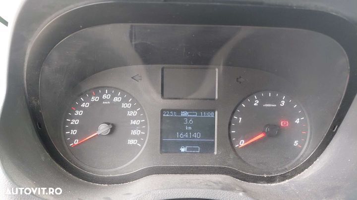 Mercedes-Benz Sprinter - 4