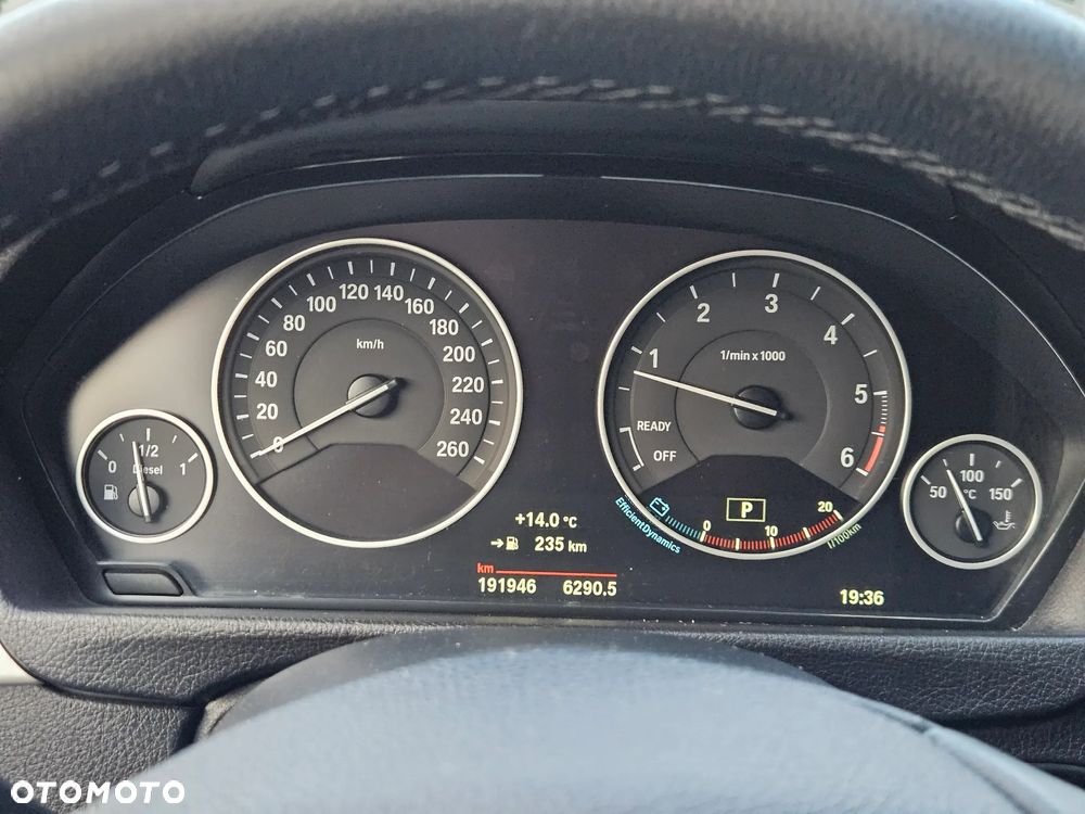 BMW Seria 3 318d Advantage - 14