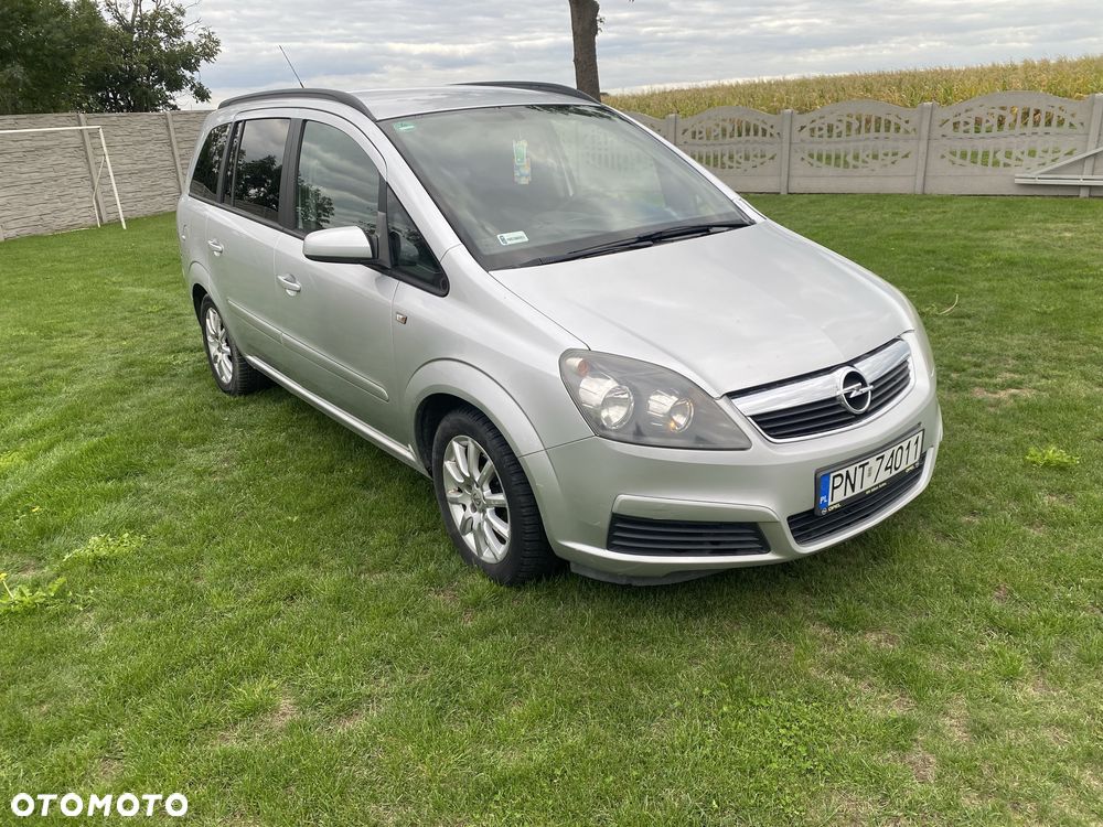 Opel Zafira - 2