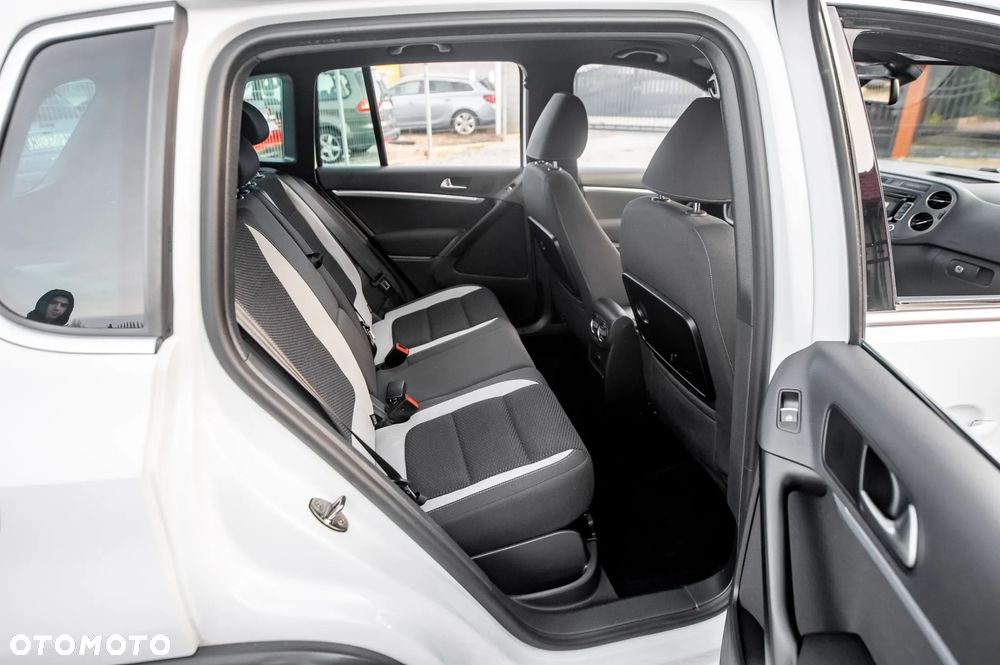 Volkswagen Tiguan 2.0 TDI 4Mot R-Style DSG - 19