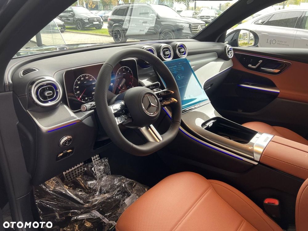 Mercedes-Benz GLC - 11