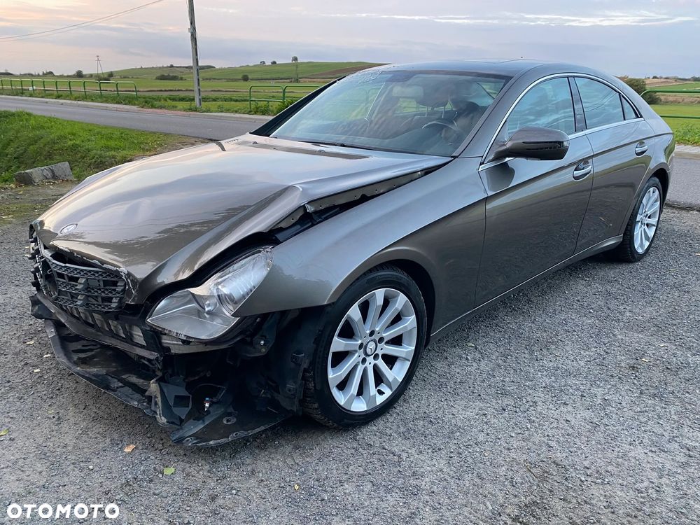 Mercedes-Benz CLS - 4