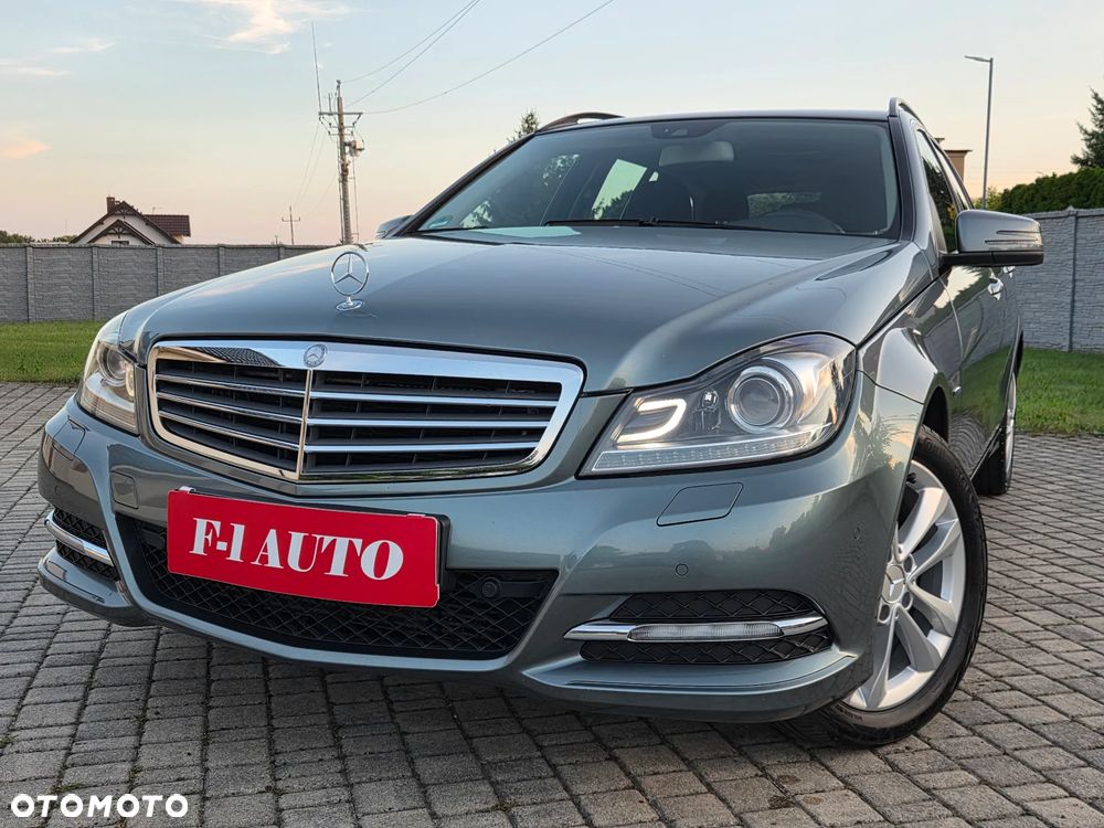 Mercedes-Benz Klasa C 180 BlueEFFICIENCY 7G-TRONIC Elegance - 14