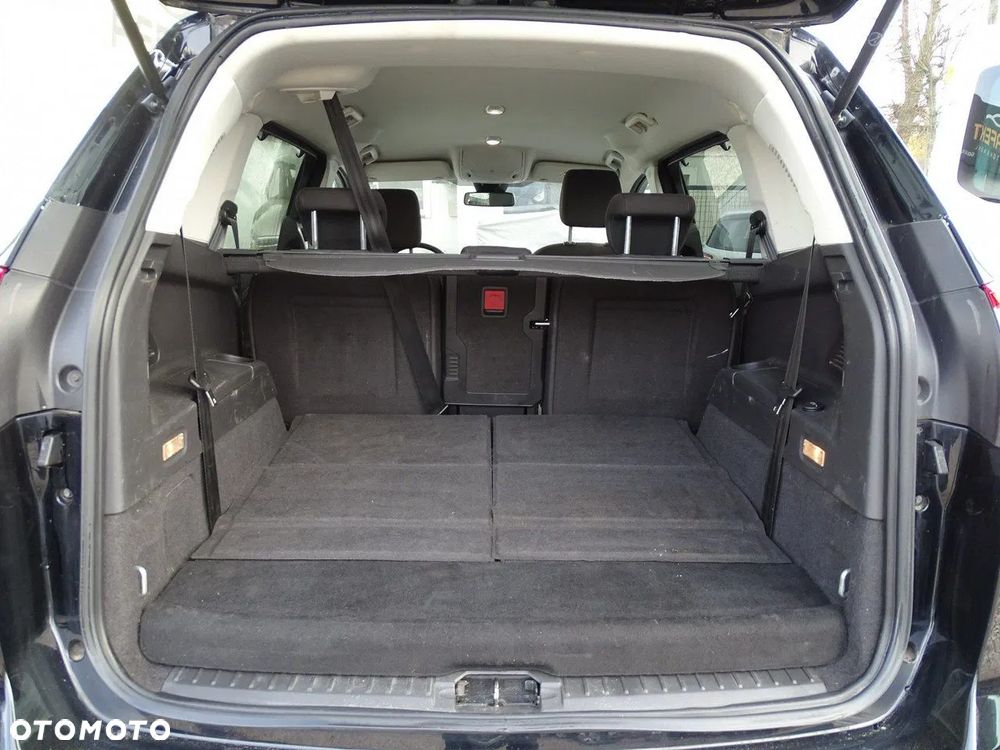 Ford Grand C-MAX - 31