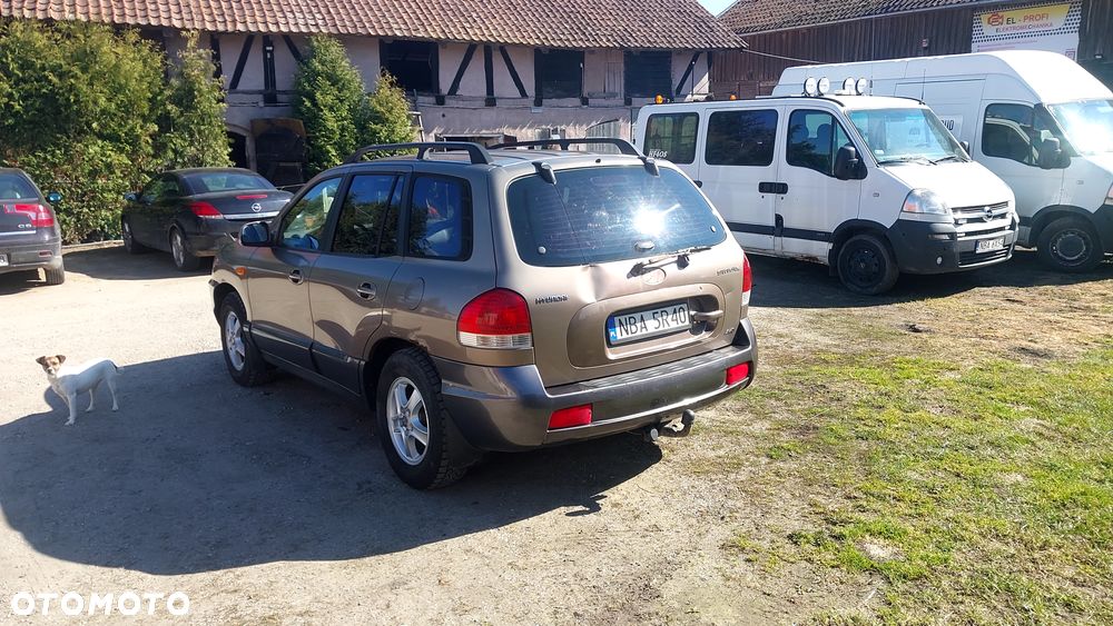 Hyundai Santa Fe - 4