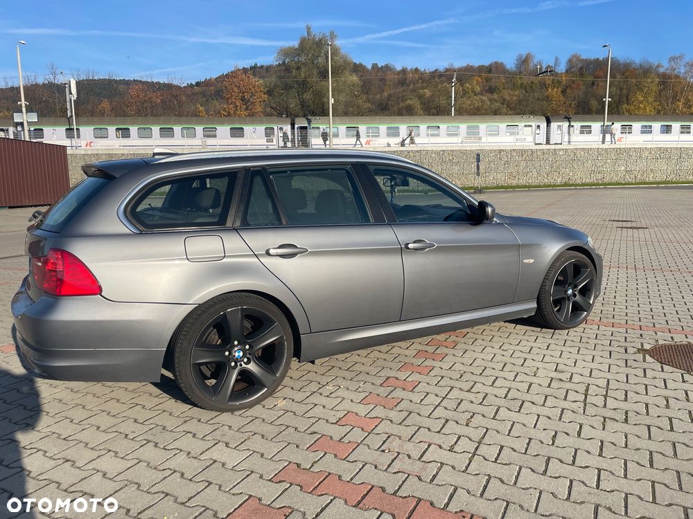 BMW Seria 3 320d xDrive - 7