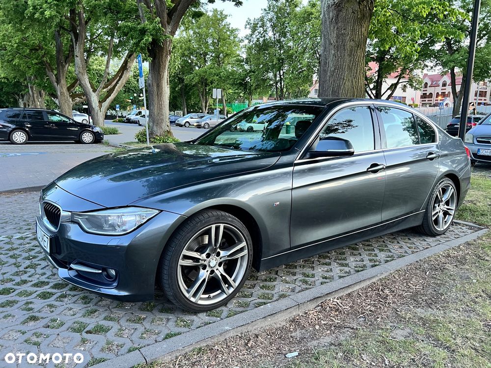 BMW Seria 3 320d Efficient Dynamics Sport Line - 3