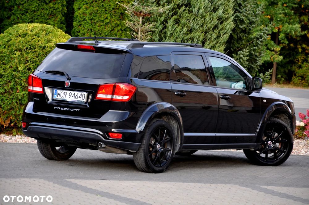 Fiat Freemont 2.0 Multijet 16V DPF Automatik Allrad Black Code - 21