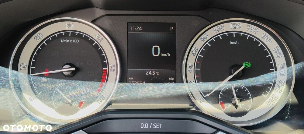 Skoda Superb 2.0 TDI SCR Ambition DSG - 15