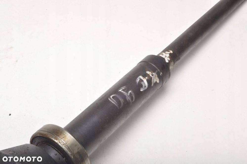 VOLVO XC90 3.2 AWD PÓŁOŚ PRAWA DŁUGA AUTOMAT - 7