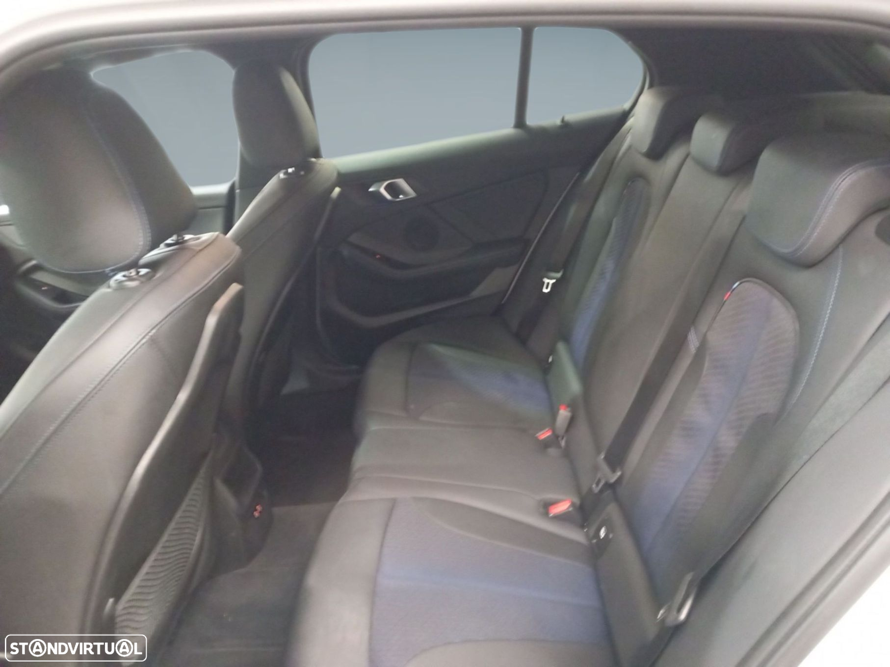 BMW 116 d Auto - 13