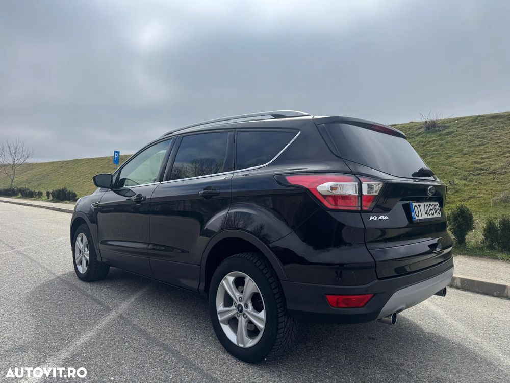 Ford Kuga 2.0 TDCi 4WD Powershift ST-Line - 5