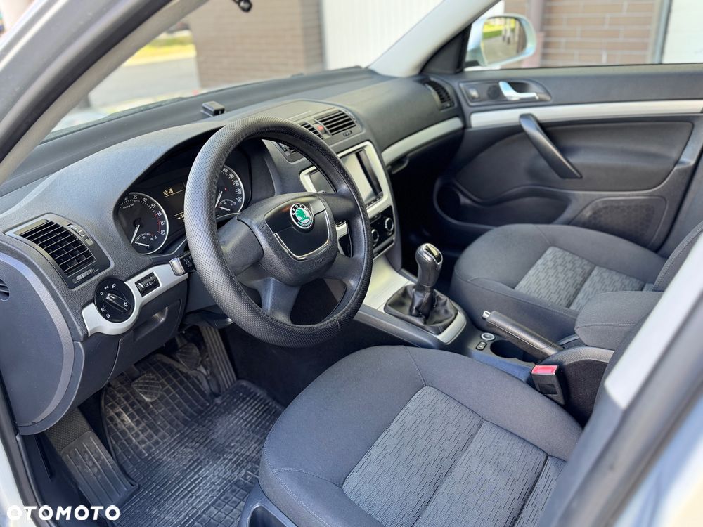 Skoda Octavia 1.6 TDI Elegance - 6