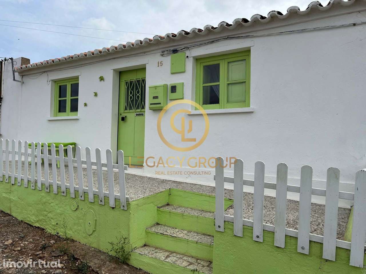 Apresentamos esta fantástica Moradia T3 totalmente recuperada e mobila - Grande imagem: 2/41