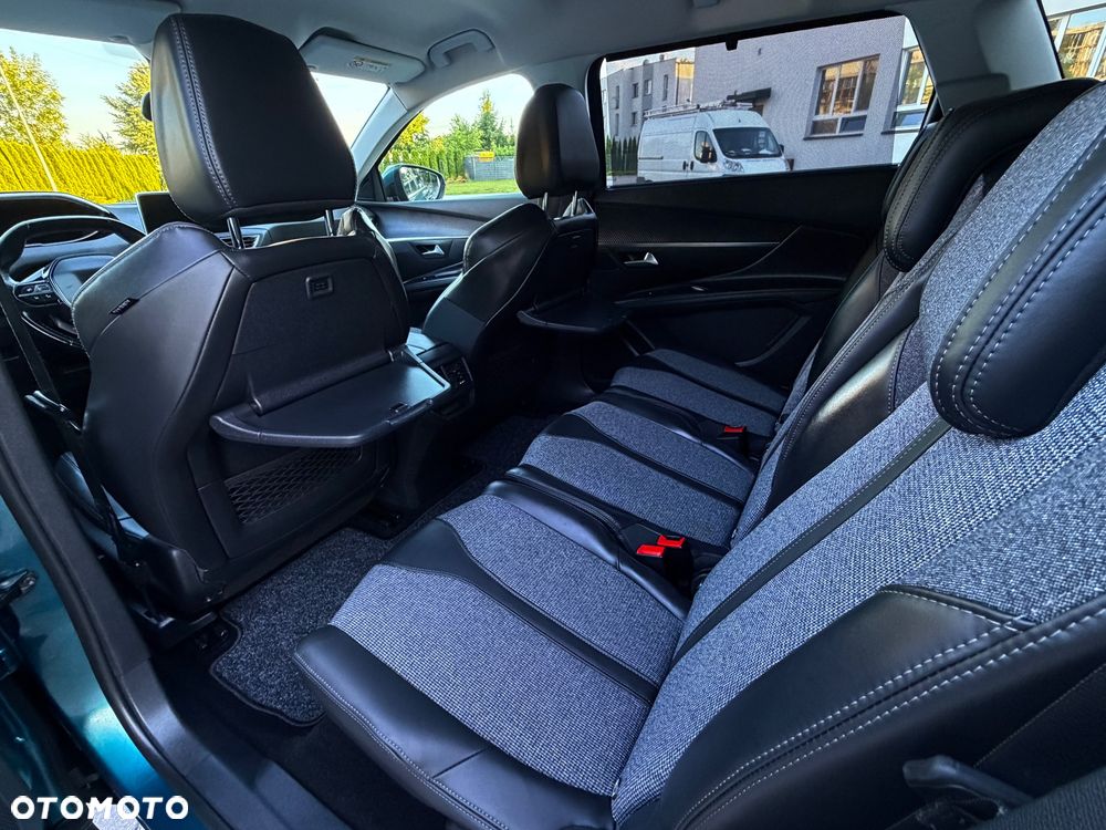 Peugeot 5008 BlueHDi 150 Allure - 29
