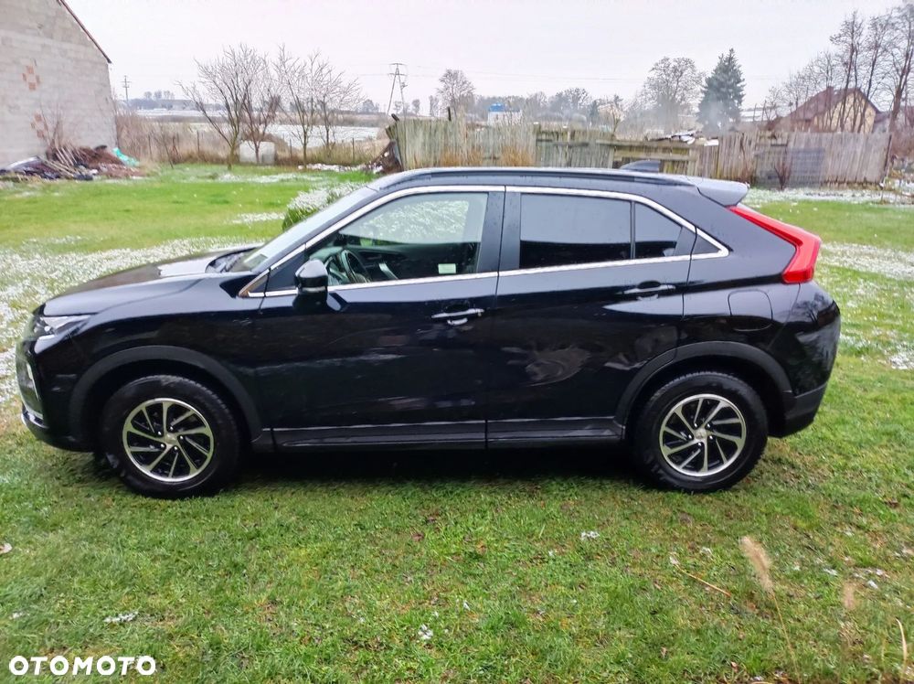 Mitsubishi Eclipse Cross 1.5 T Invite Plus - 2