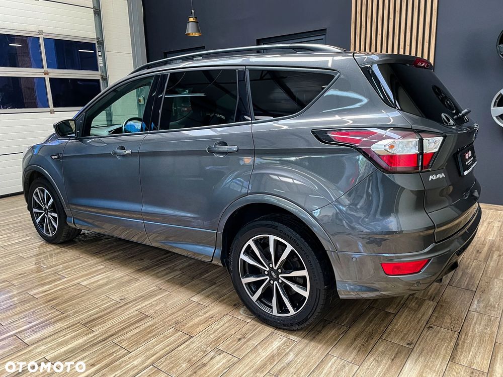 Ford Kuga 2.0 TDCi FWD ST-Line - 11