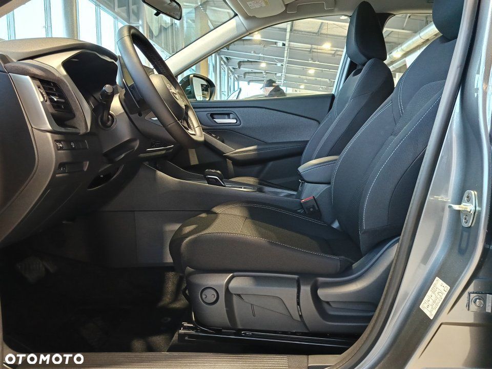 Nissan Qashqai 1.3 DIG-T MHEV Acenta Xtronic - 11
