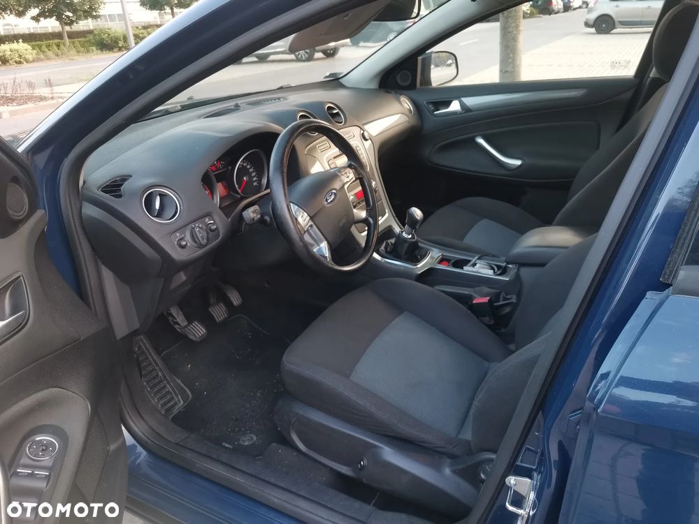 Ford Mondeo 1.6 TDCi Ambiente Plus - 15