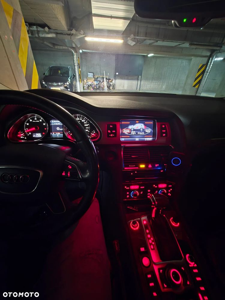 Audi Q7 3.0 TFSI Quattro Tiptr - 32