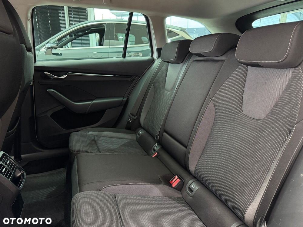 Skoda Octavia 2.0 TDI Ambition DSG - 13
