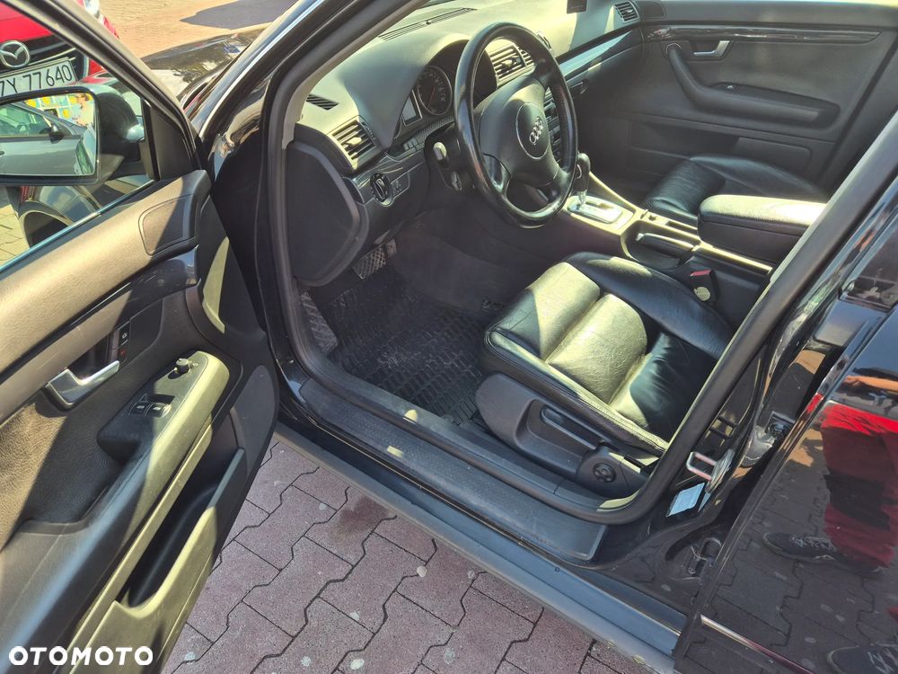 Audi A4 Limousine - 2