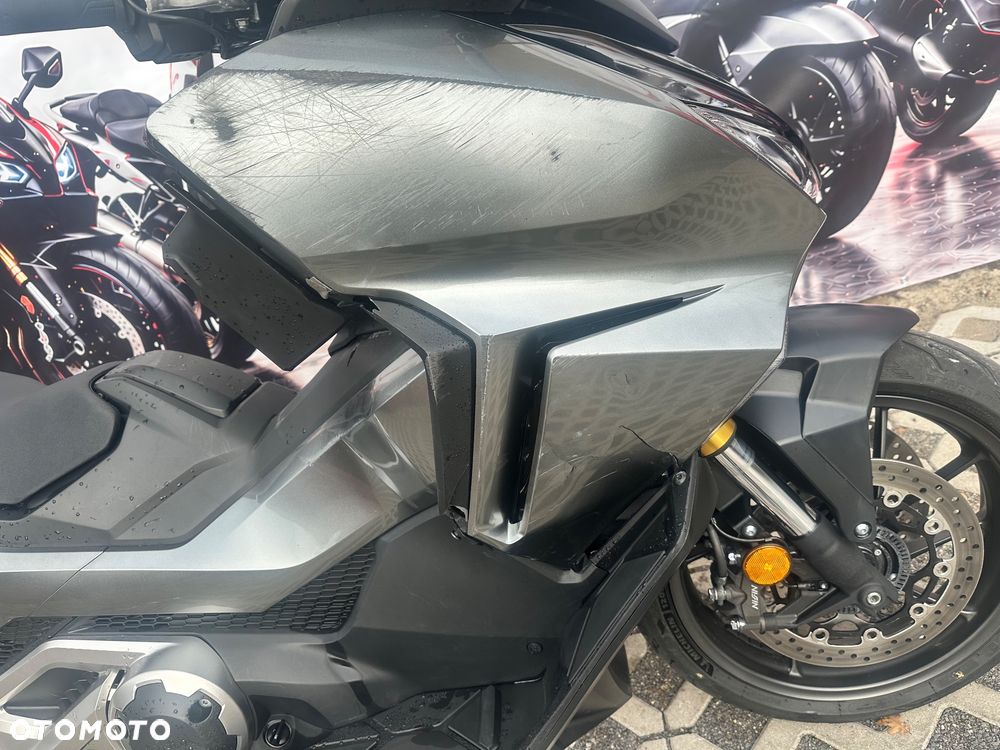 Honda NSS - 4