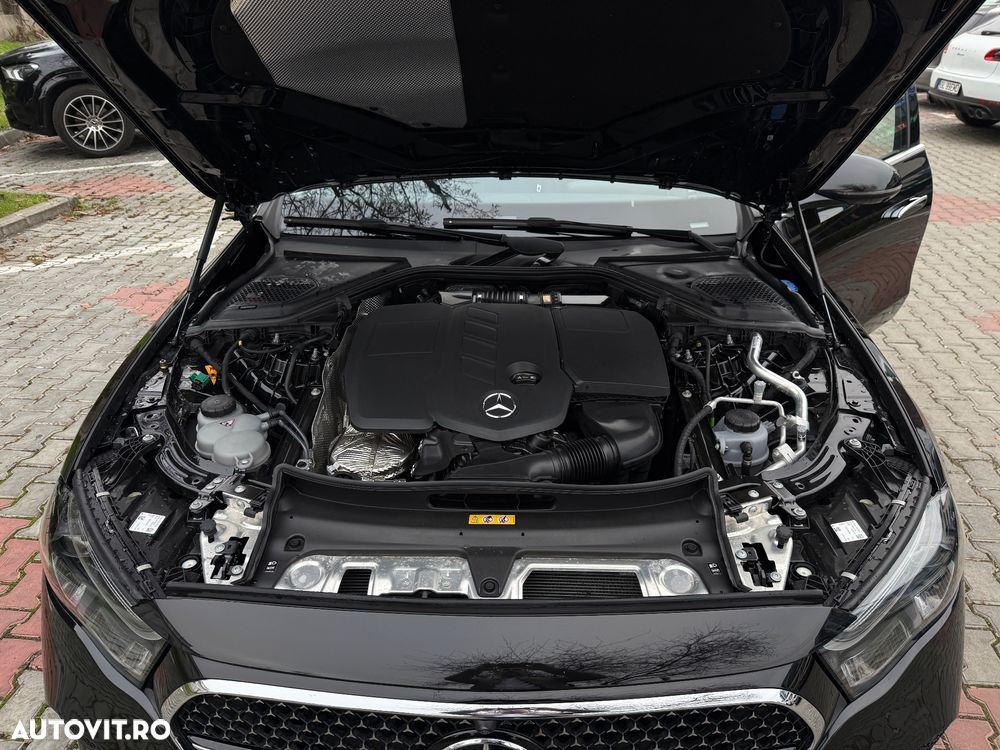 Mercedes-Benz E 300 de 4MATIC Aut. - 8