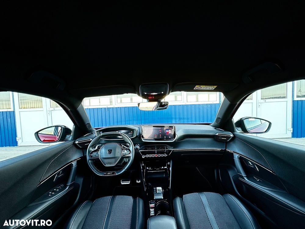 Peugeot 2008 1.2L PureTech 130 S&S EAT8 GT - 11