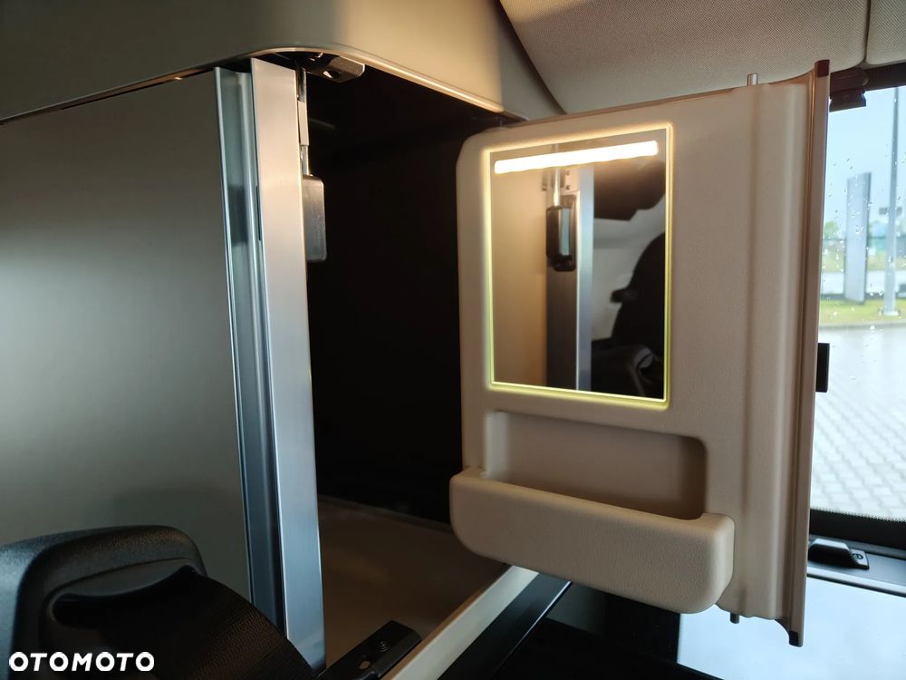 Mercedes-Benz Klasa V 300 d Exclusive 9G-Tronic (d³ugi) - 22