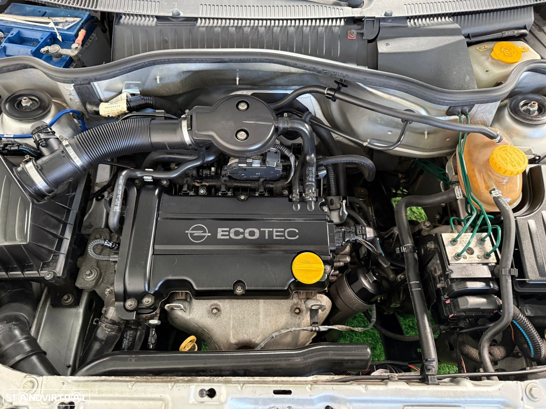 Opel Corsa 1.2 16V Confort - 12