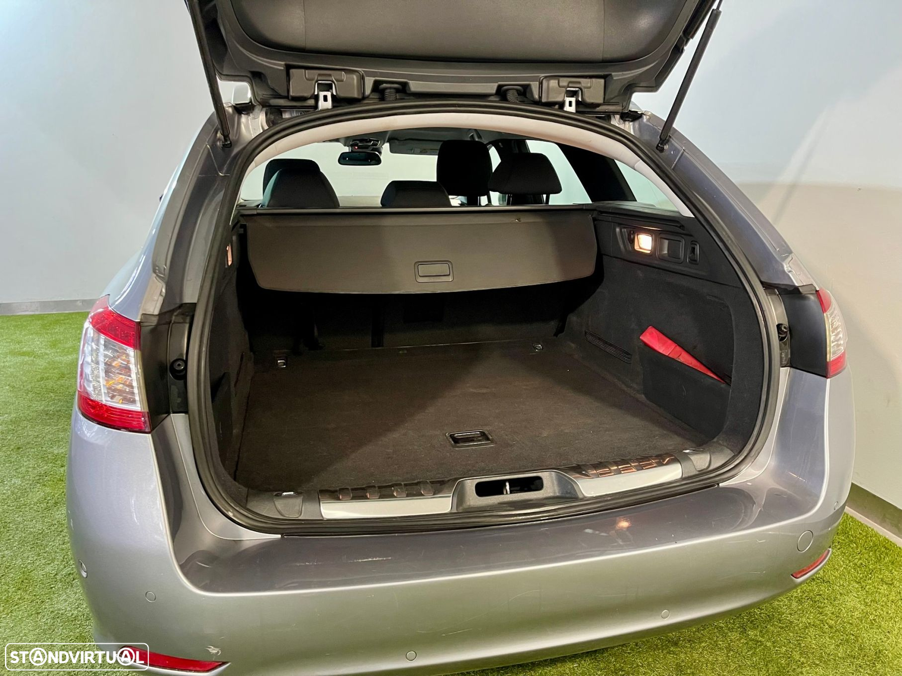 Peugeot 508 SW 1.6 BlueHDi Active - 27