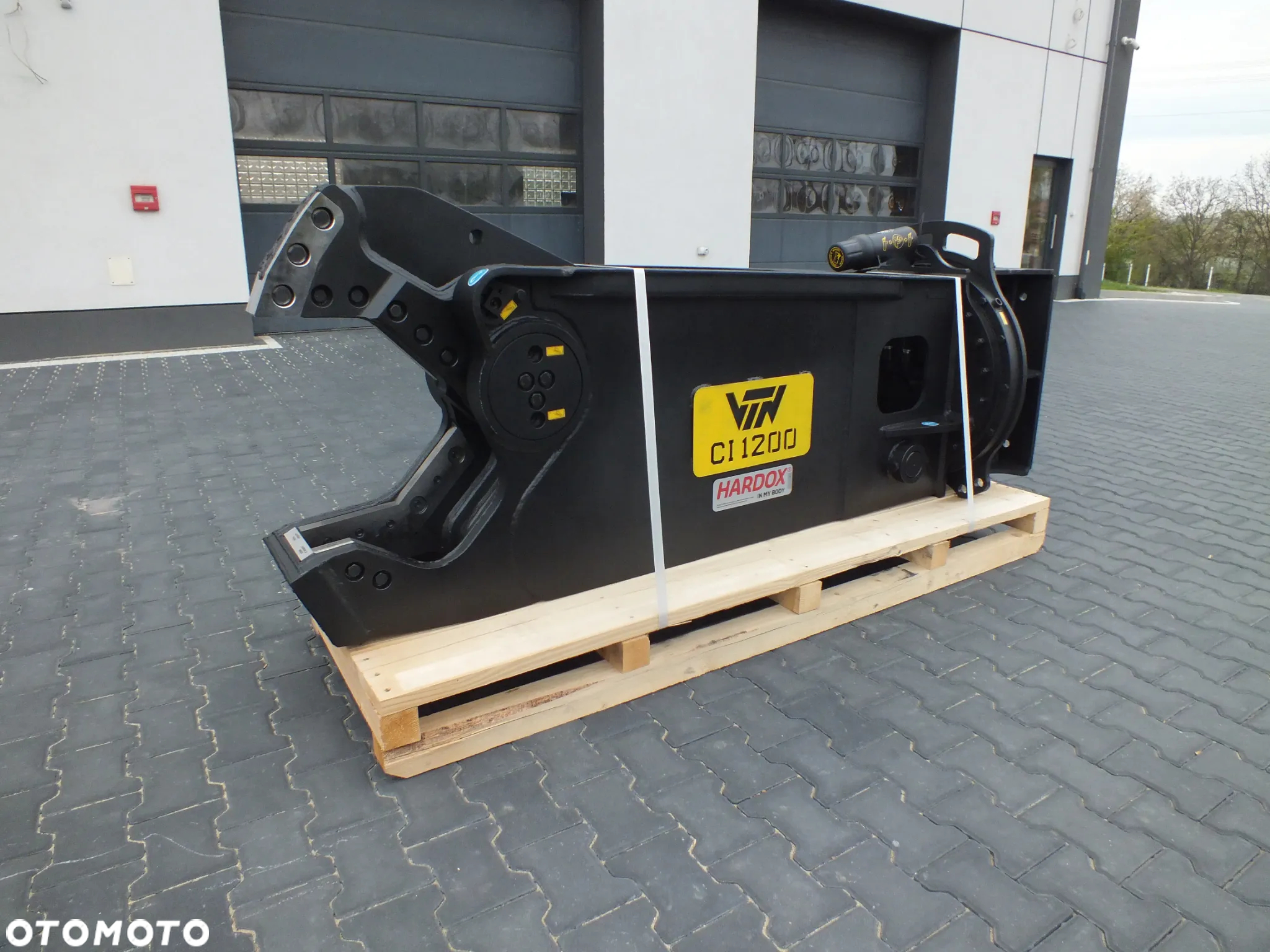 Obrotowe nożyce do cięcia stali złomu VTN CI1200 - 10