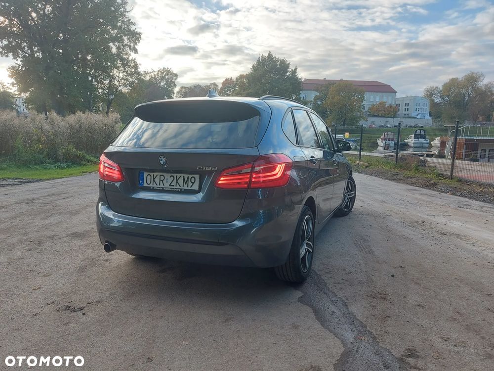BMW Seria 2 218d Sport Line - 6