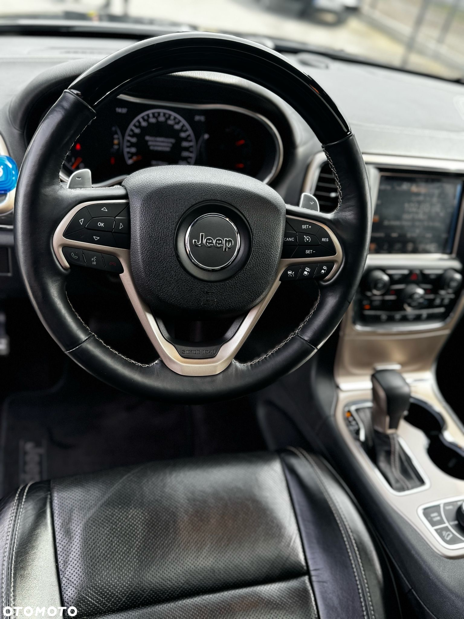 Jeep Grand Cherokee 5.7 V8 Overland - 9