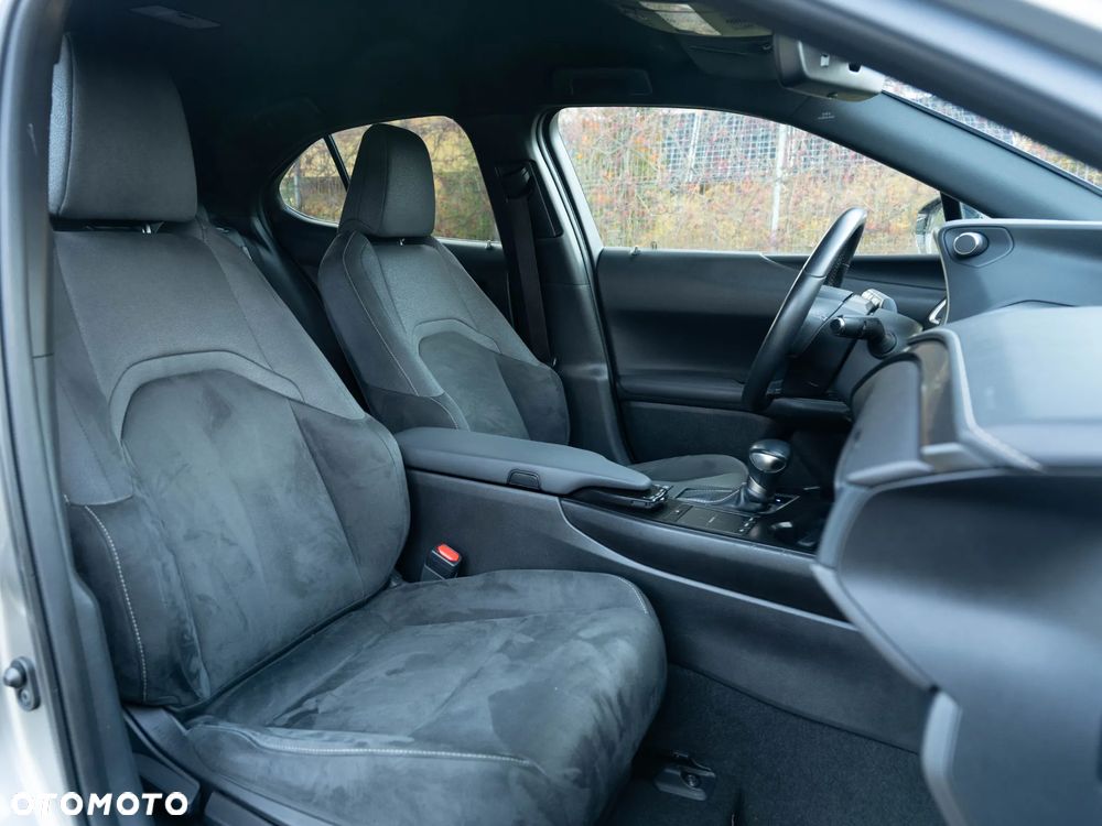 Lexus UX ver-250h-gpf-prestige-2wd - 22