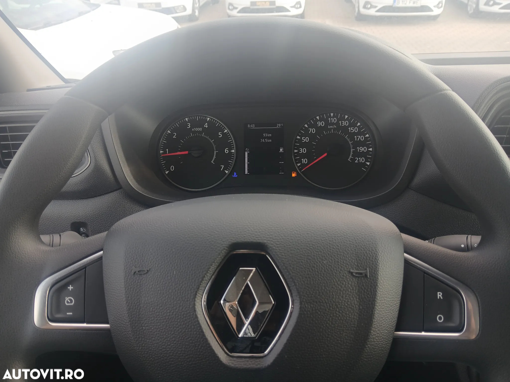 Renault Sasiu Cabina Dubla 6+1 locuri Tractiune 3.5T - 12