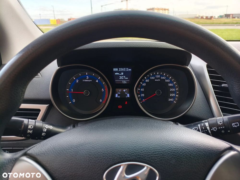 Hyundai i30 1.4 CRDi Classic + - 18