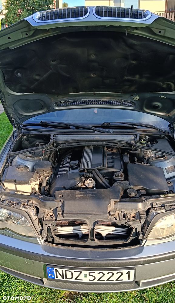 BMW Seria 3 330ix - 20