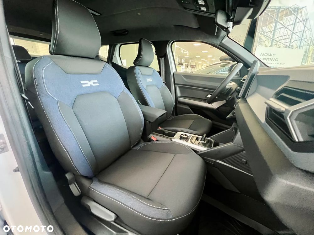 Dacia Duster 1.2 TCe Hybrid-G 150 Expression 4x4 - 29