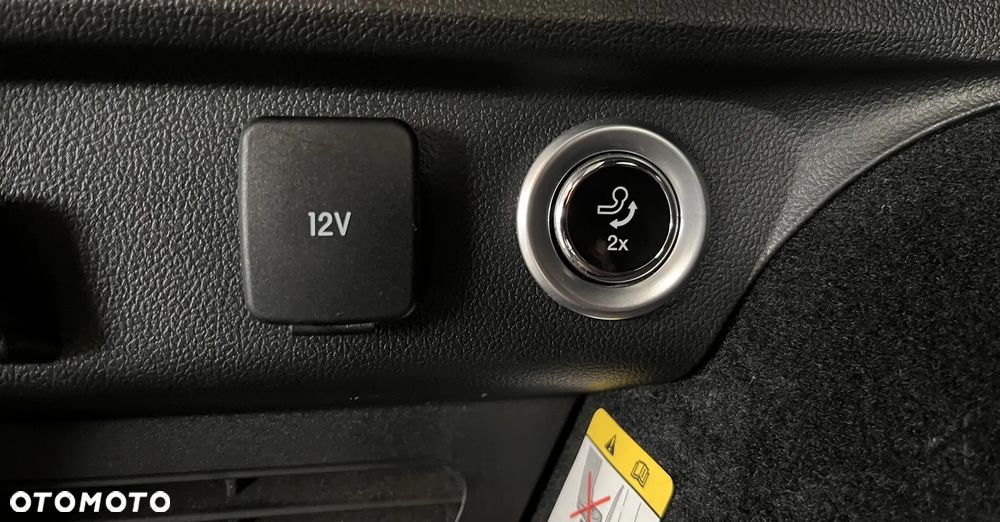 Ford Kuga 2.5P PHEV FWD ST-Line X - 24