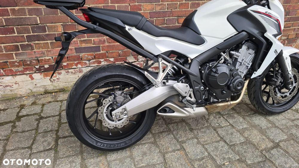 Honda CB - 22