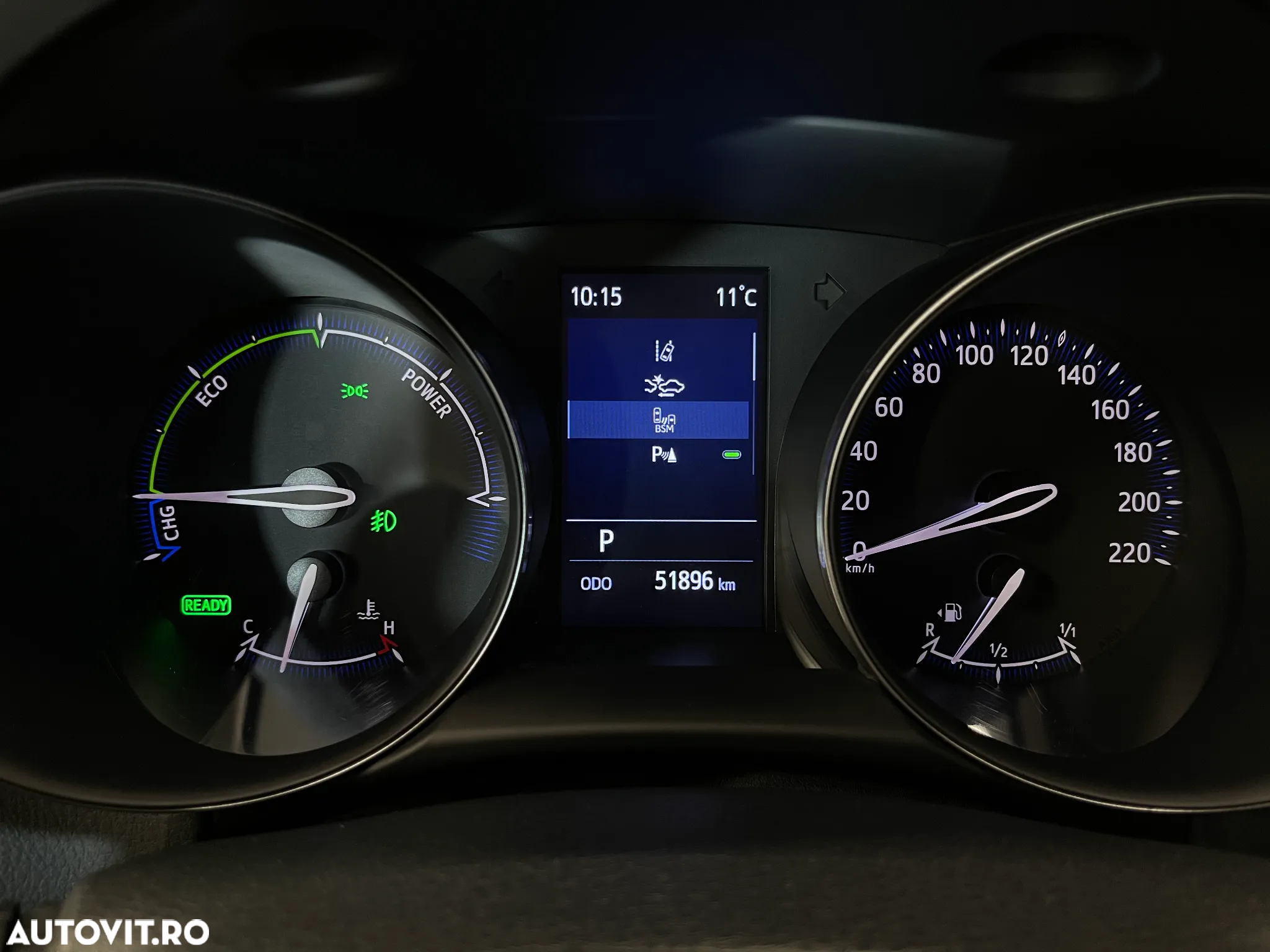 Toyota C-HR 2.0 HSD 184 CP 4x2 CVT Classy Bi-Tone - 27