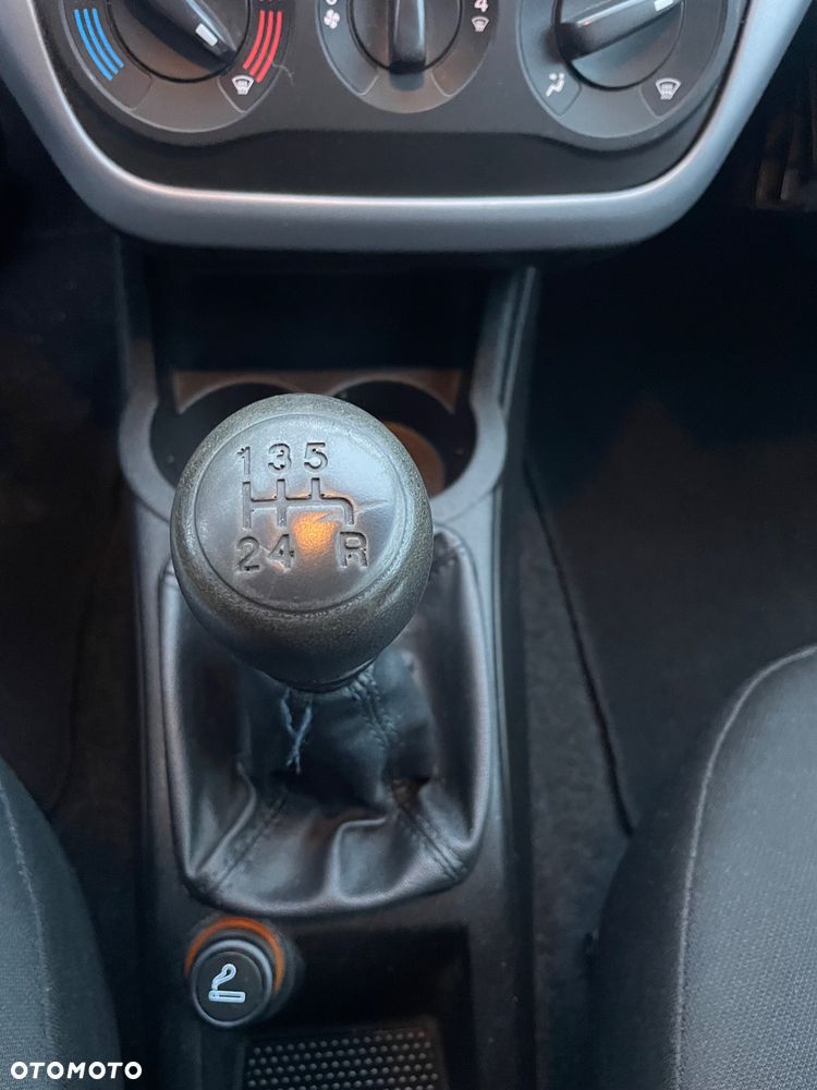 Fiat Punto 1.2 8V Active Clima - 12