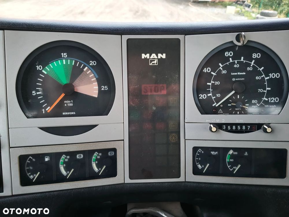 MAN F2000 - 24