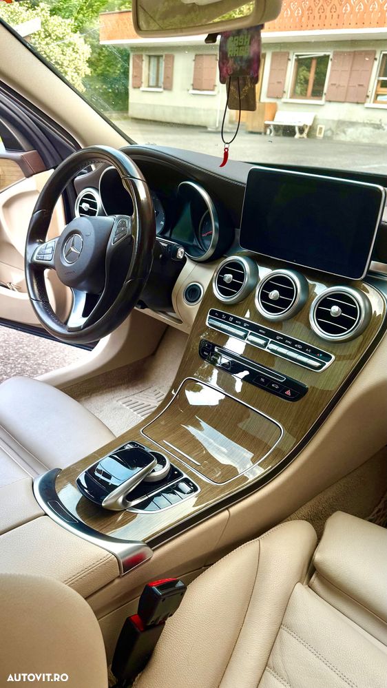 Mercedes-Benz C 300 BlueTEC - 7