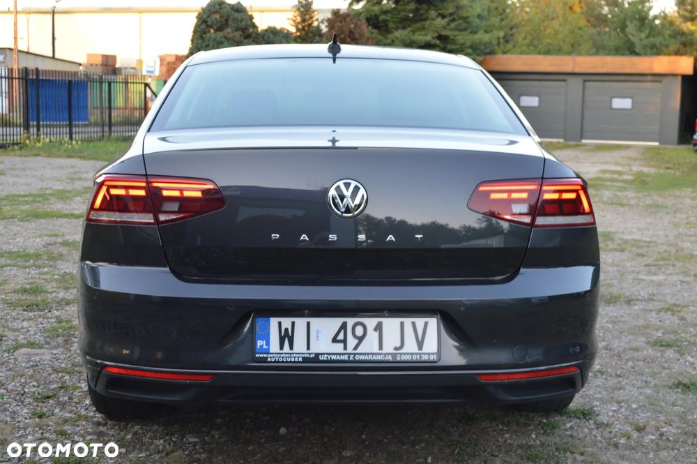 Volkswagen Passat 2.0 TSI Business DSG - 2